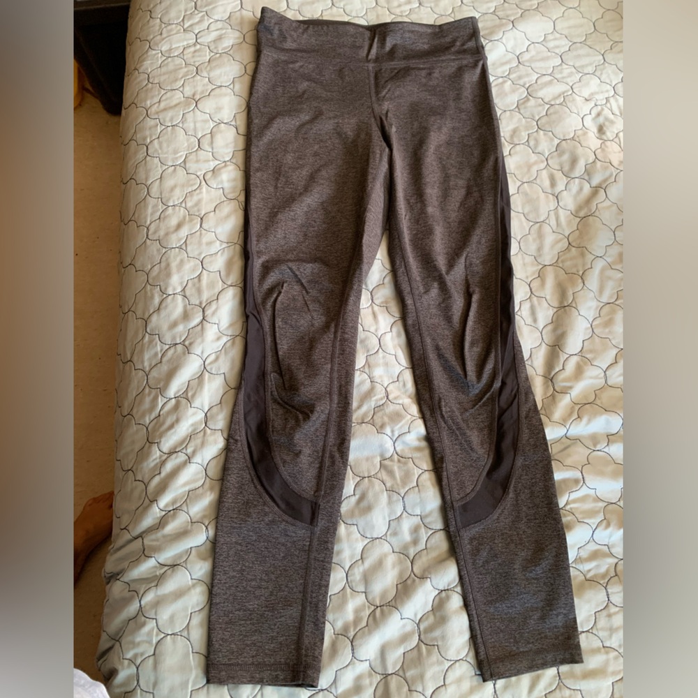 Xersion gray and black leggings